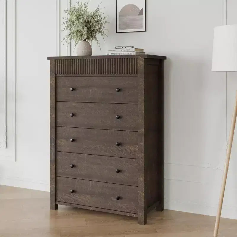 5 Drawer Dresser for Bedroom Wooden Chest of Drawers Fluted Storage Organizer for Living Room Hallway and Entryway Walnut