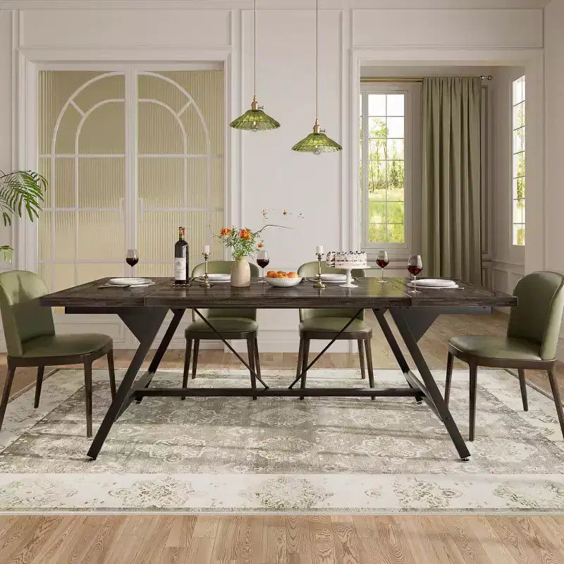 Grande table à manger de style ferme