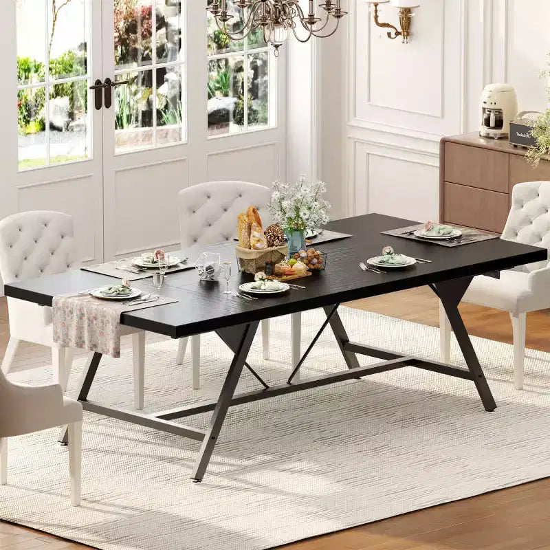 Grande table à manger de style ferme